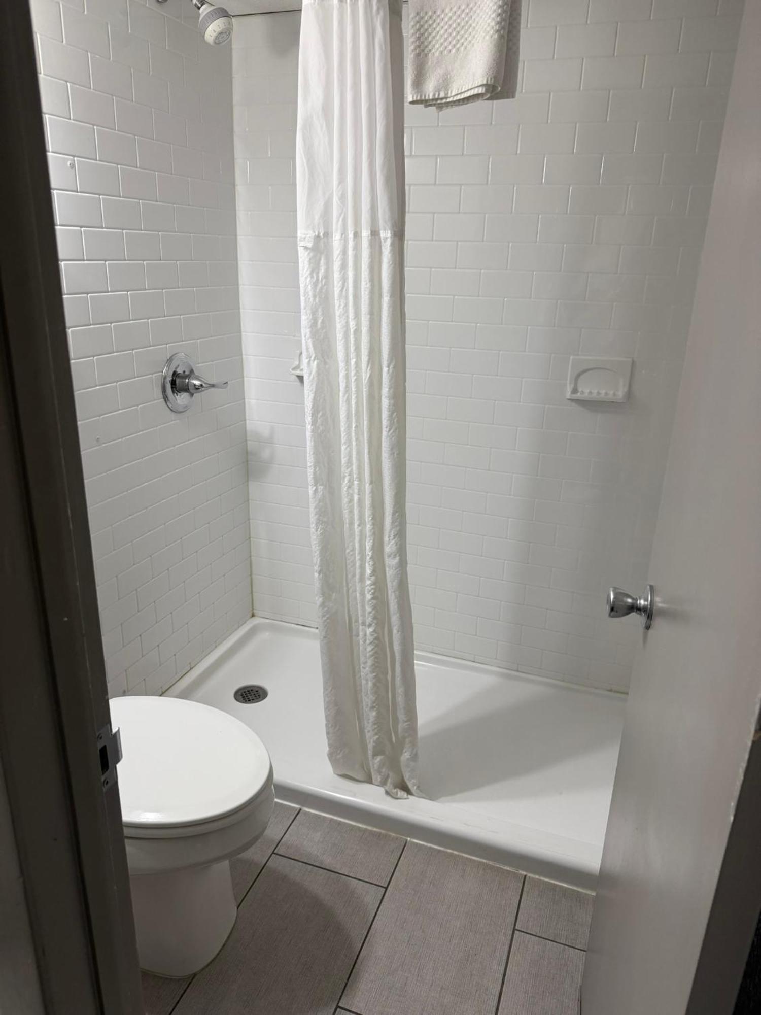 Sonesta Essential - Rapid City Room photo