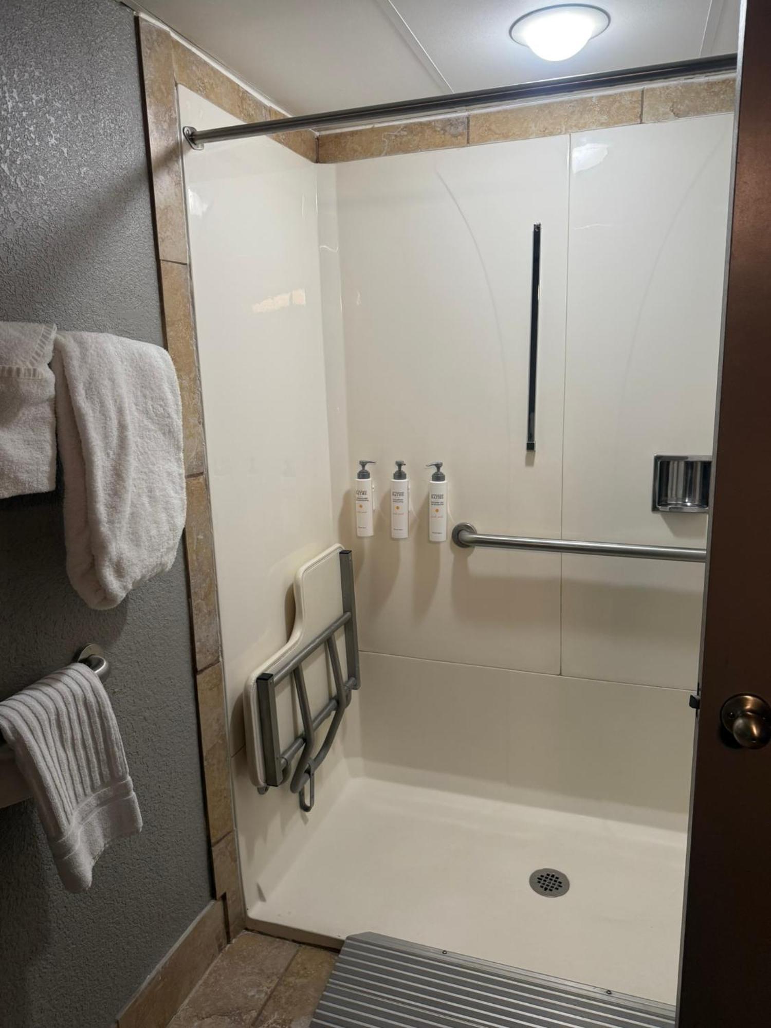 Sonesta Essential - Rapid City Room photo