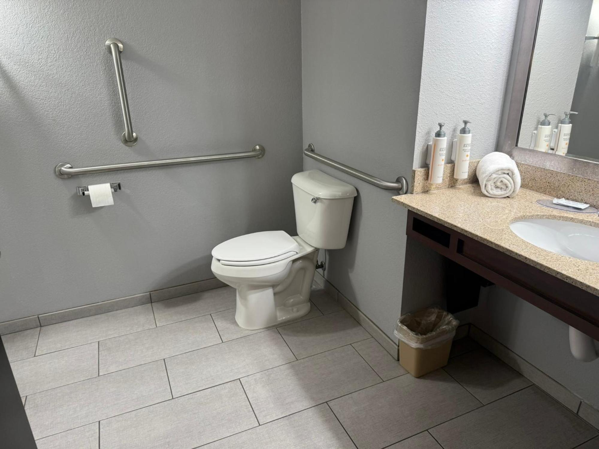 Sonesta Essential - Rapid City Room photo