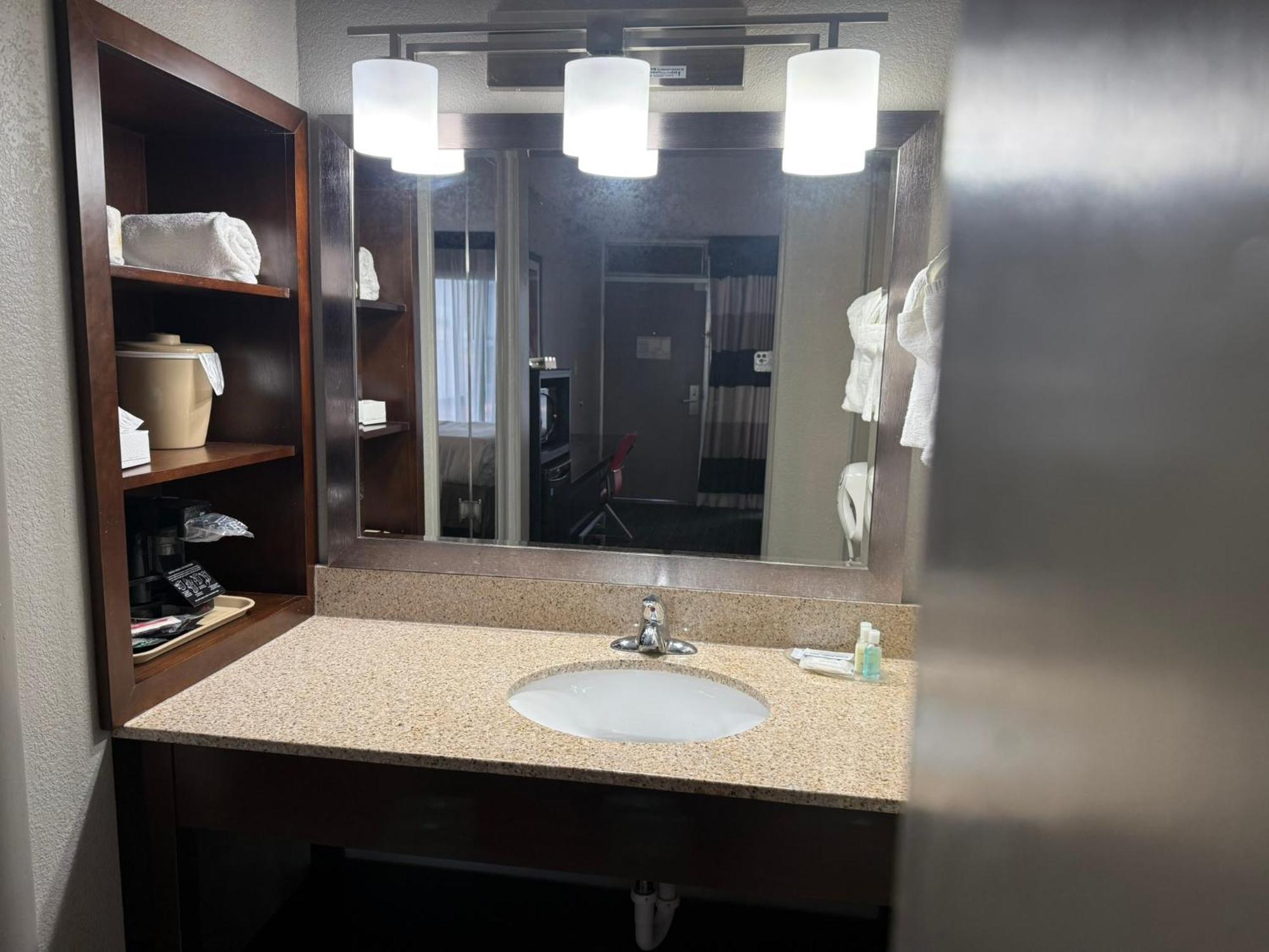 Sonesta Essential - Rapid City Room photo